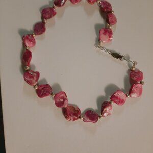 Brand New Pretty neckless for women